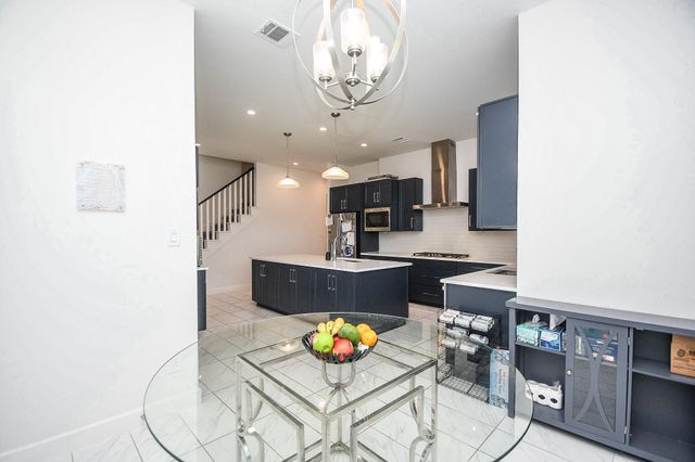 7906 Hopewell Lane, Houston, TX 77071