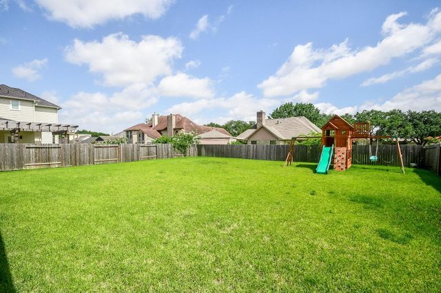 7906 Hopewell Lane, Houston, TX 77071