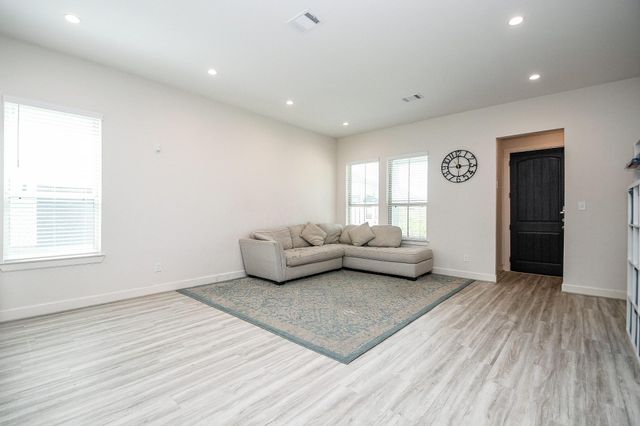 7906 Hopewell Lane, Houston, TX 77071