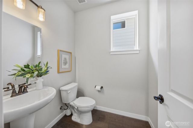 34116 SE Satterlee St, Snoqualmie, WA 98065