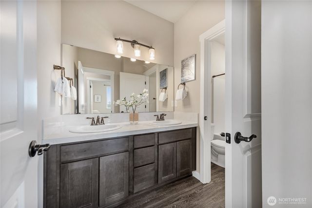 34116 SE Satterlee St, Snoqualmie, WA 98065