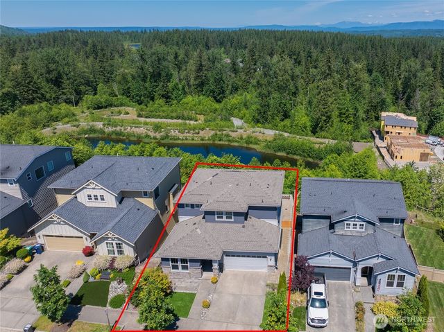 34116 SE Satterlee St, Snoqualmie, WA 98065