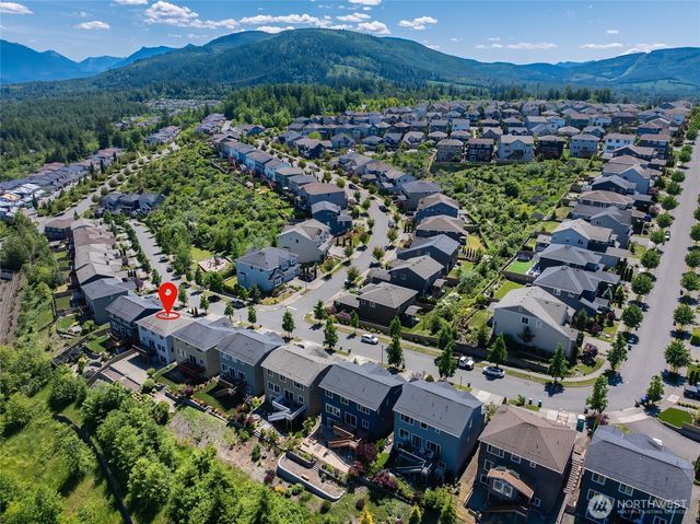 34116 SE Satterlee St, Snoqualmie, WA 98065
