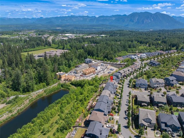 34116 SE Satterlee St, Snoqualmie, WA 98065