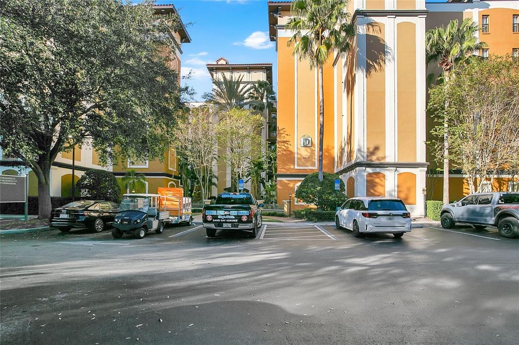 Image 2 of property listing at 12539 FLORIDAYS RESORT DRIVE 203D, Orlando, FL 32821