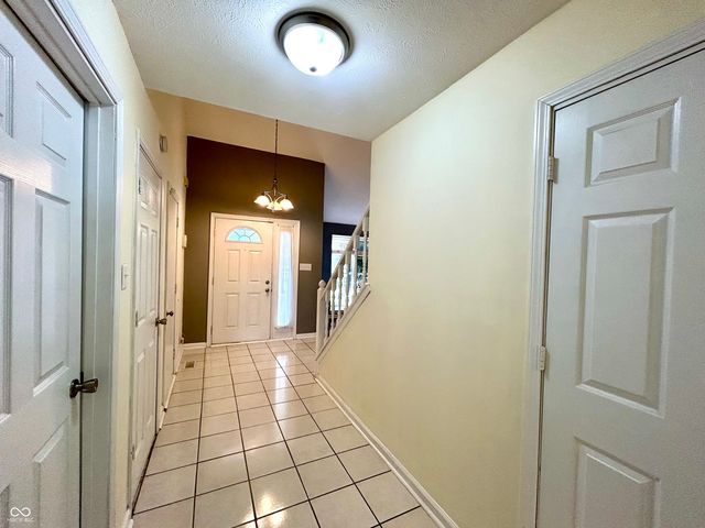 12423 Ensley Place, Fishers, IN 46038