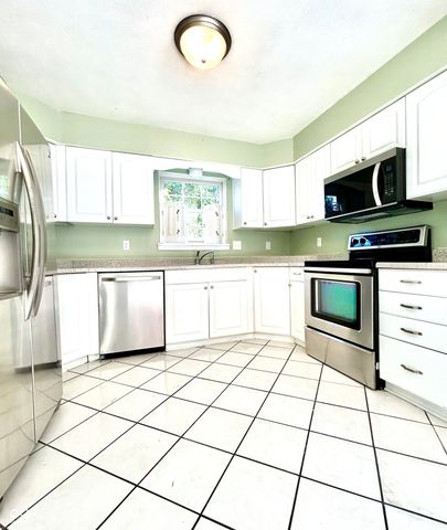 12423 Ensley Place, Fishers, IN 46038