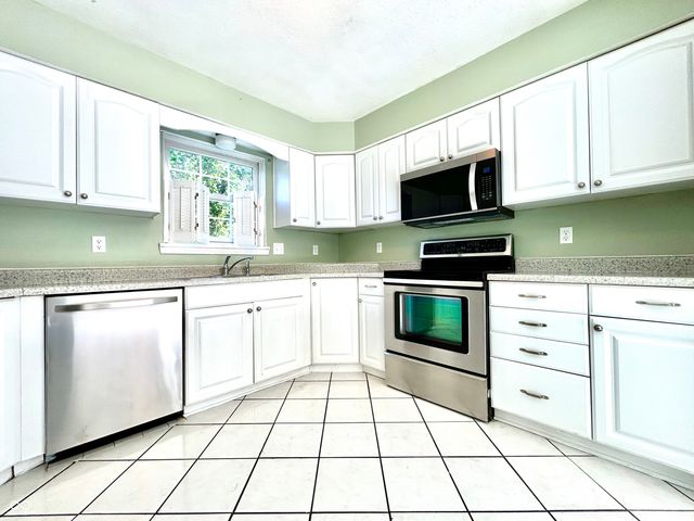 12423 Ensley Place, Fishers, IN 46038