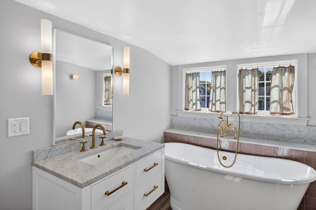 1455 Old Queen Anne Road, Chatham, MA 02633