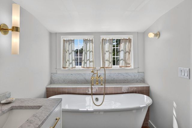 1455 Old Queen Anne Road, Chatham, MA 02633