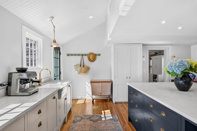 1455 Old Queen Anne Road, Chatham, MA 02633