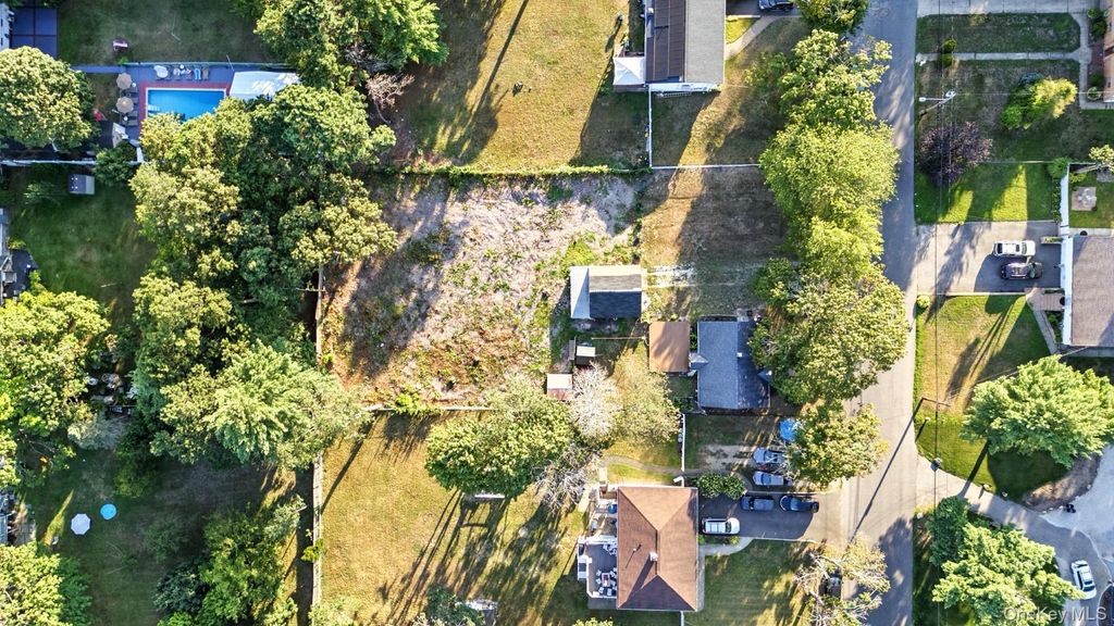 48 Bushwick Avenue, Brentwood, NY 11717