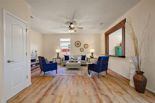 4267 Parque De Villa, Santa Fe, NM 87507