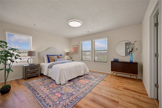 4267 Parque De Villa, Santa Fe, NM 87507