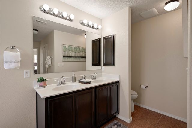 4267 Parque De Villa, Santa Fe, NM 87507