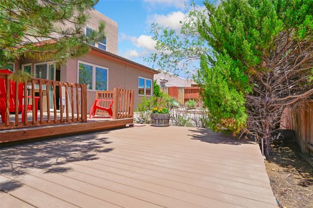 4267 Parque De Villa, Santa Fe, NM 87507