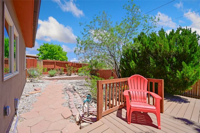 4267 Parque De Villa, Santa Fe, NM 87507