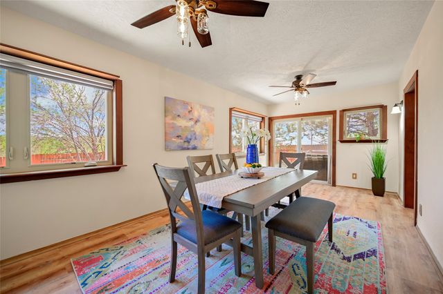 4267 Parque De Villa, Santa Fe, NM 87507