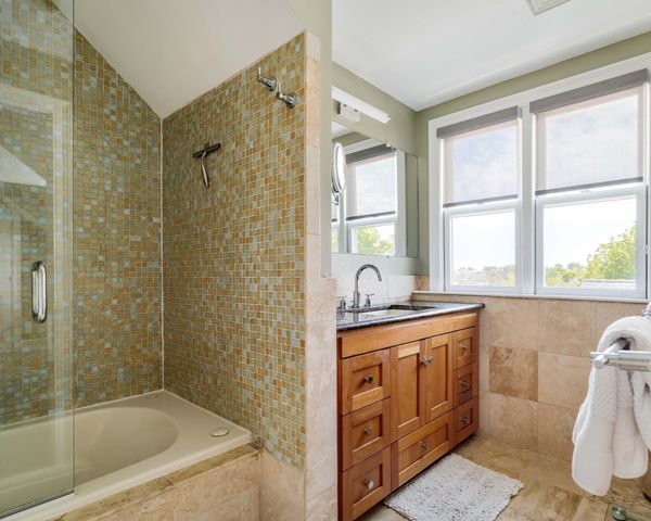 60 Dracut Street 5, Boston, MA 02124
