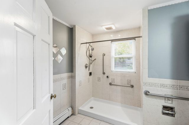 9 E Harbor Circle, Teaticket, MA 02536