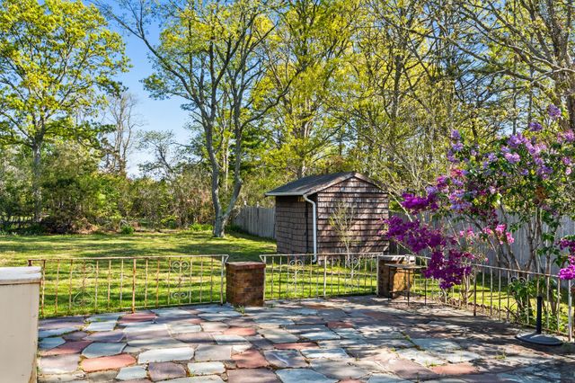 9 E Harbor Circle, Teaticket, MA 02536