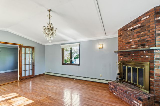 9 E Harbor Circle, Teaticket, MA 02536