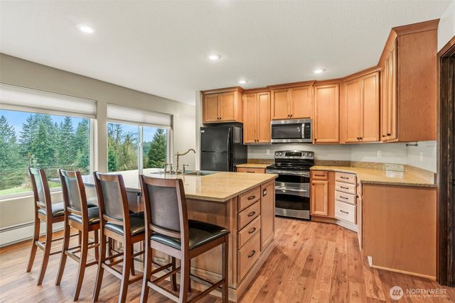 34602 NE 49th Place, La Center, WA 98629