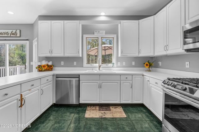 3 Scotto Drive, Millstone, NJ 08510