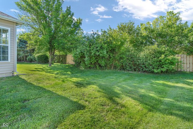 549 Rickels Court, Whiteland, IN 46184