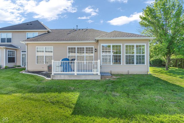 549 Rickels Court, Whiteland, IN 46184