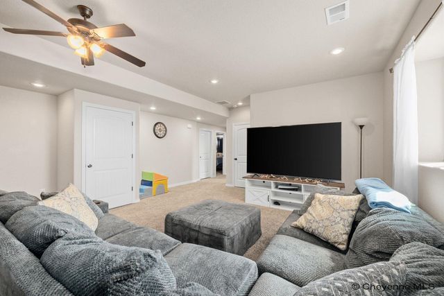 3244 CAMPFIRE TRAIL, Cheyenne, WY 82001