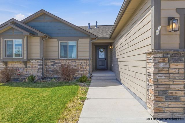 3244 CAMPFIRE TRAIL, Cheyenne, WY 82001