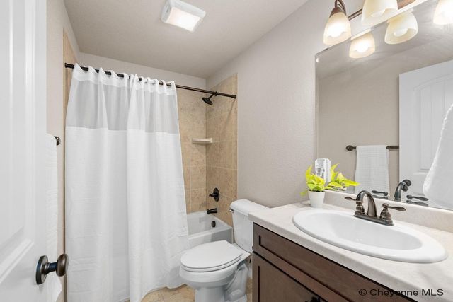 3244 CAMPFIRE TRAIL, Cheyenne, WY 82001