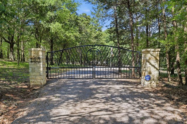 23833 Highway 377, Whitesboro, TX 76273