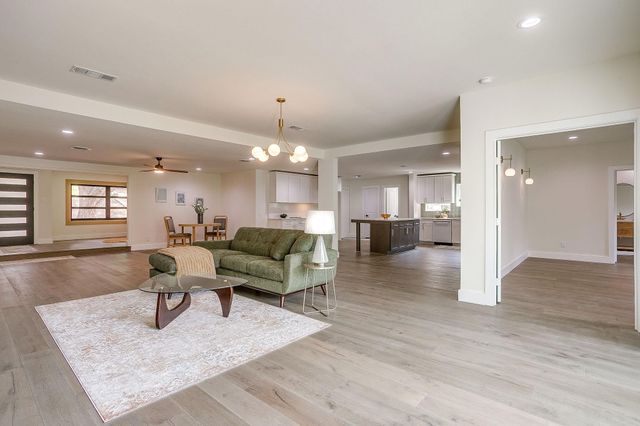 3900 Pelham Road, Fort Worth, TX 76116