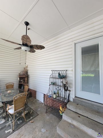 51 Merritt Street, Hawkinsville, GA 31036