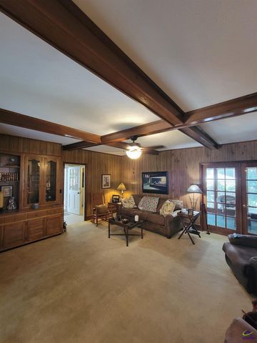 51 Merritt Street, Hawkinsville, GA 31036