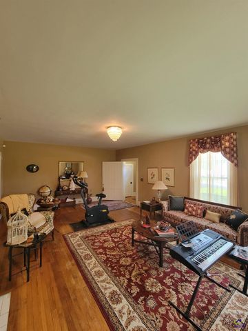 51 Merritt Street, Hawkinsville, GA 31036