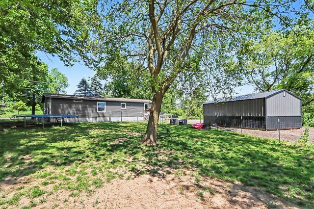 6082 E V Avenue, Brady Twp, MI 49097