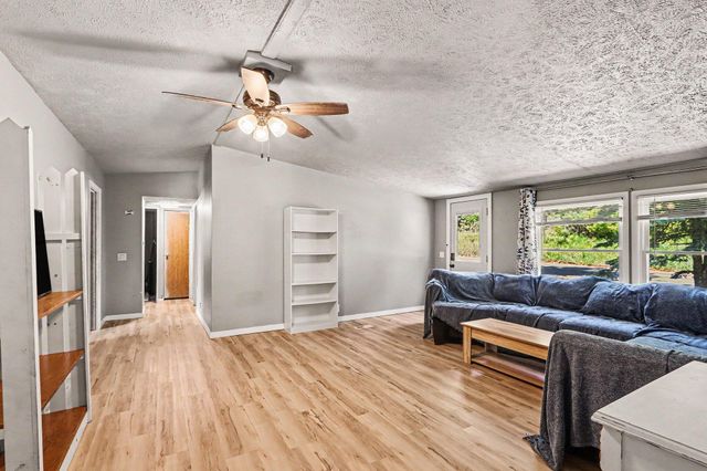 6082 E V Avenue, Brady Twp, MI 49097