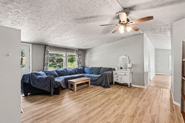 6082 E V Avenue, Brady Twp, MI 49097