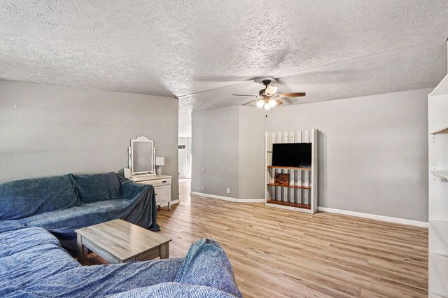 6082 E V Avenue, Brady Twp, MI 49097