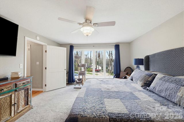 27 Spring Hill Circle, Arden, NC 28704