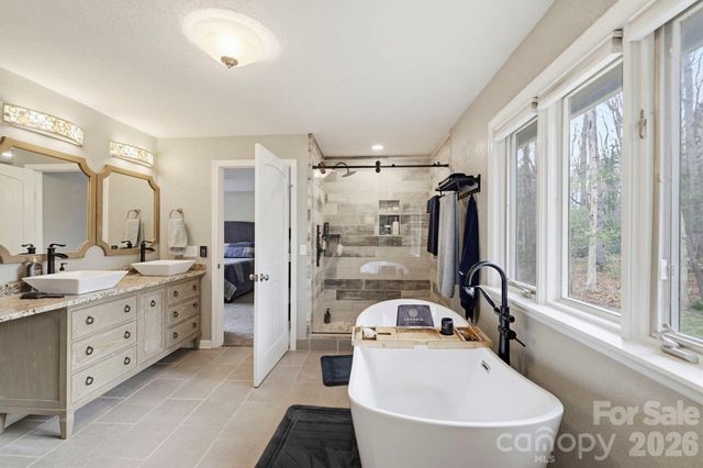 27 Spring Hill Circle, Arden, NC 28704