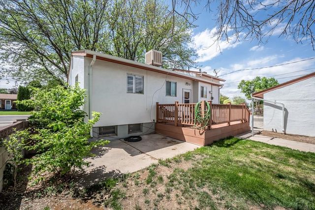 2100 Elmwood Lane, Pueblo, CO 81005