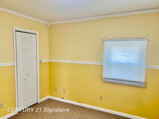 5935 Midland Road, Freeland, MI 48623