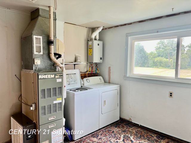 5935 Midland Road, Freeland, MI 48623
