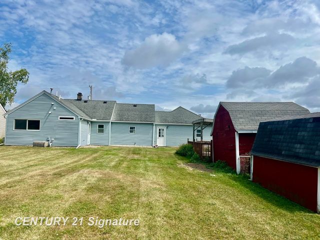 5935 Midland Road, Freeland, MI 48623