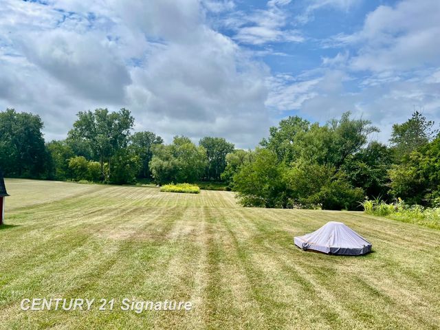 5935 Midland Road, Freeland, MI 48623