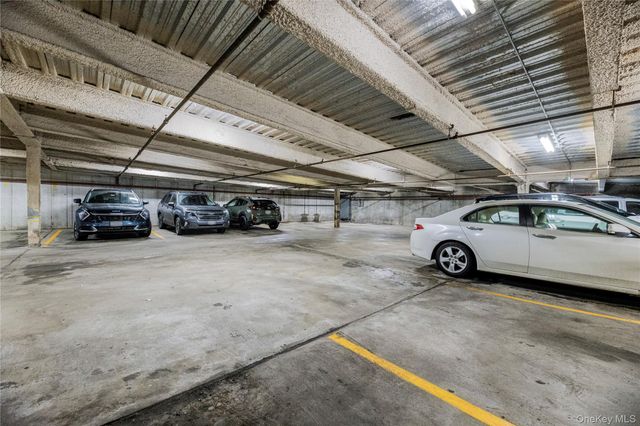 3220 Fairfield Avenue 5A, Bronx, NY 10463